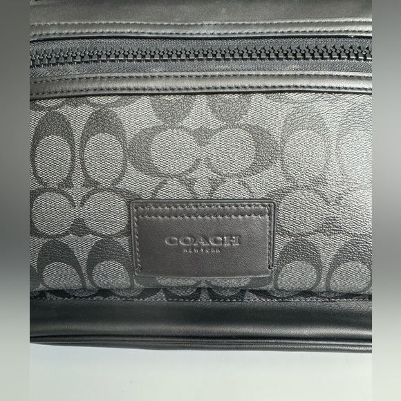 Coach Rider Backpack In Signature Canvas - Picture 3 of 9